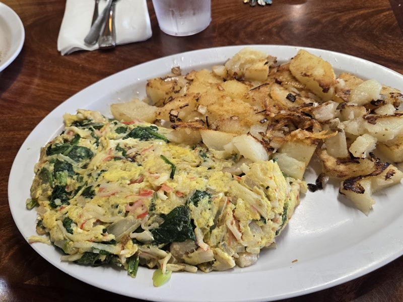 Eat At Rudy's food